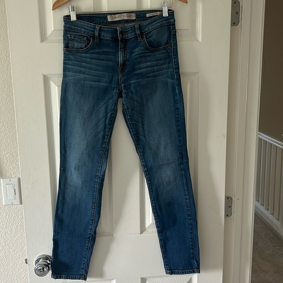 Guess Denim - Guess Power Curvy Mid Jeans - Size 29